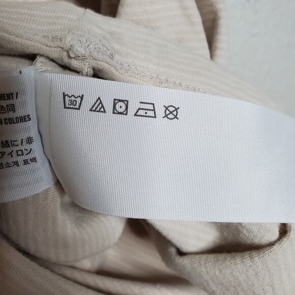 Abercrombie & Fitch Soft A&F Tee Size L Sun Faded ? Discolored Blotchy Casual - Picture 12 of 12